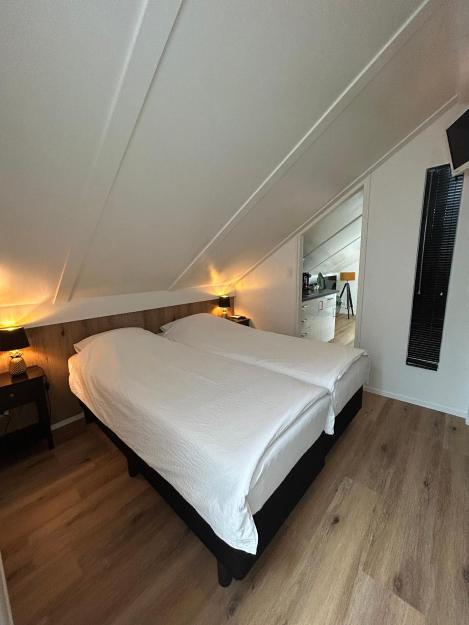 Boetje 51 Bed & Breakfast Den Burg Ngoại thất bức ảnh